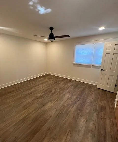 3933 Radnor Ave — Photo 18