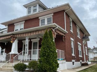 152 W Caracas Ave, Hershey, PA 17033