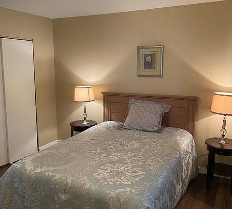 5th image of 2170 Knox Mc Rae Dr #40