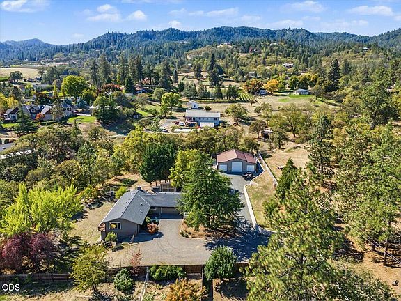 2nd image of 3583 Ross Ln