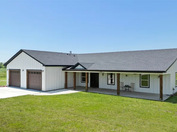 1355 Triangle Rd, Valley View, TX 76272