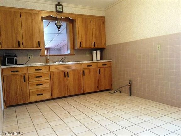 5th image of 2118 Coleman Dr
