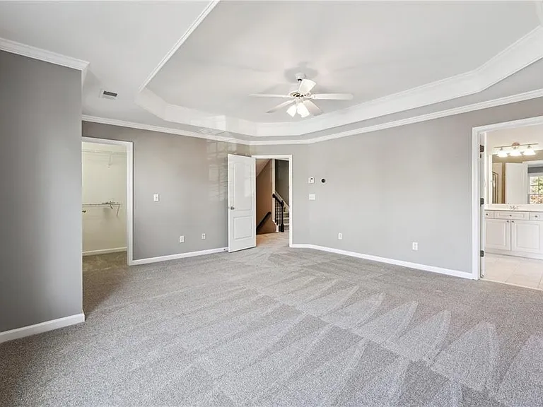 230 Brookeivey Ln — Photo 16