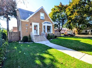 5763 W Gunnison St, Chicago, IL 60630