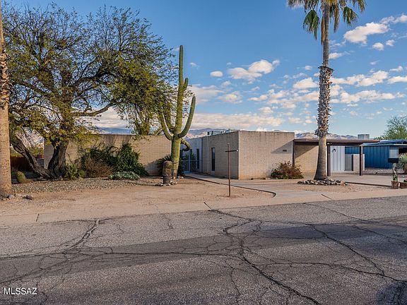 2nd image of 8721 E Placita Bolivar
