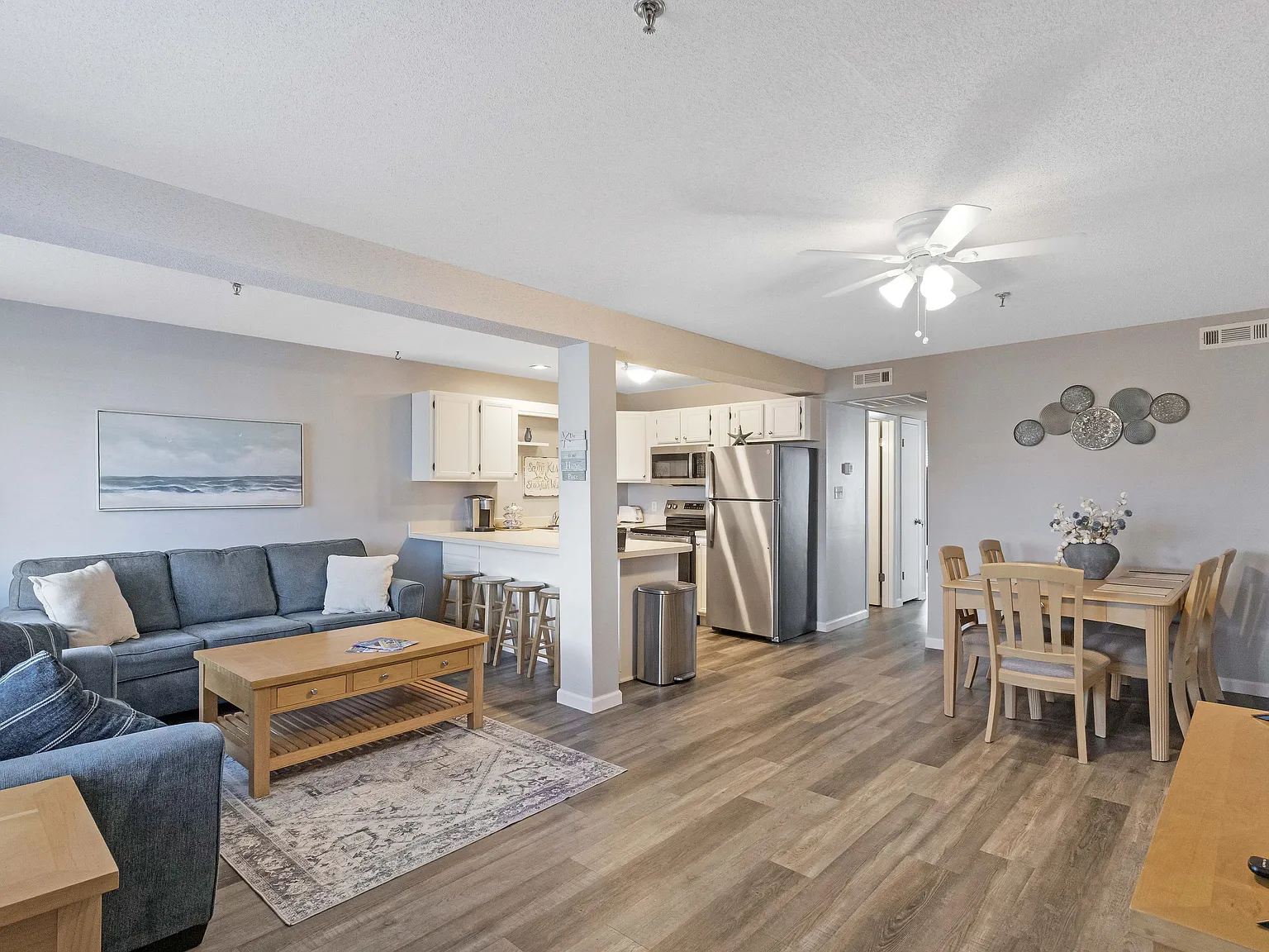 2 bed, 800 sqft, $1,500 — Photo 1