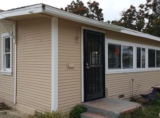 4090 Mennes Ave, Riverside, CA 92509