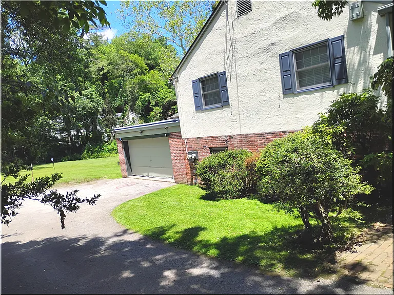 1124 Rose Glen Rd — Photo 14