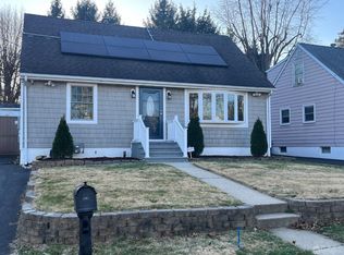 49 Albemarle Ave, Ewing, NJ 08638