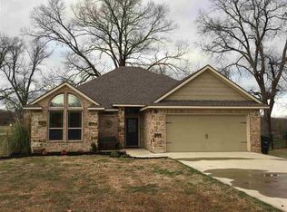 5216 Roadrunner Dr, Durant, OK 74701