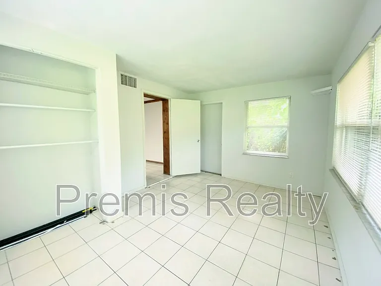 2686 Sunset Dr #B — Photo 14