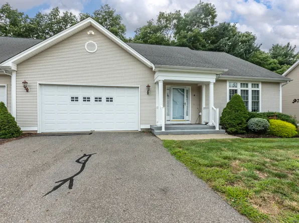 8 Dobson Commons Circle #8, Vernon, CT 06066