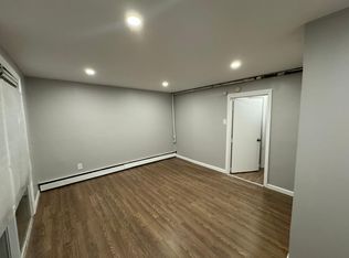(Undisclosed Address), Wyandanch, NY 11798