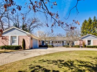 756 Oak Knoll Dr, Lake Forest, IL 60045