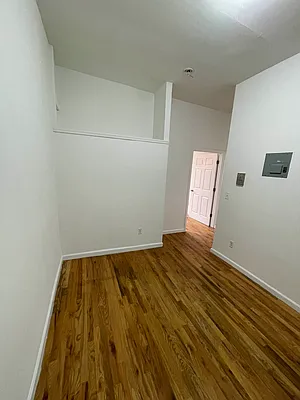 Rented by Abba Realty Associates INC | media 31