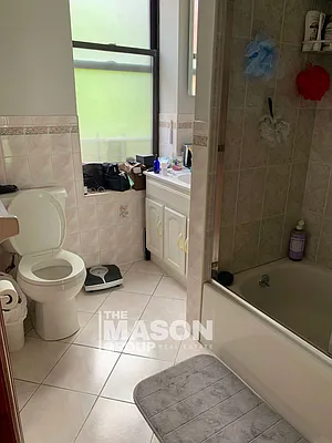 Rented by Mason Group LLC | media 20