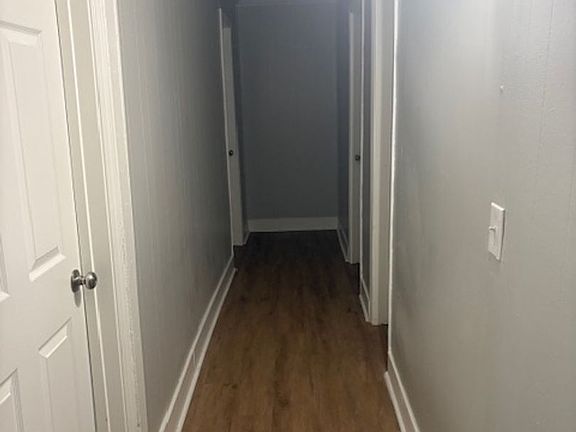 4th image of 205 Lowry Cir