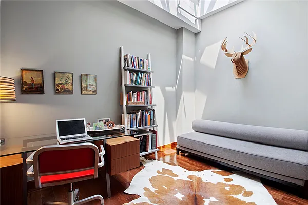 Rented by Douglas Elliman | media 22