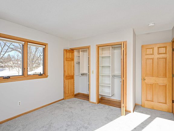 5th image of 4231 Lynn Ave