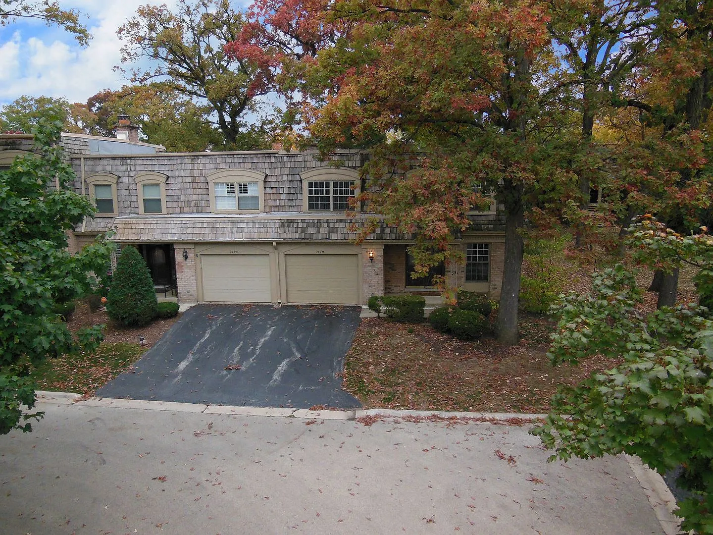 2S750 Avenue Barbizon photo 1