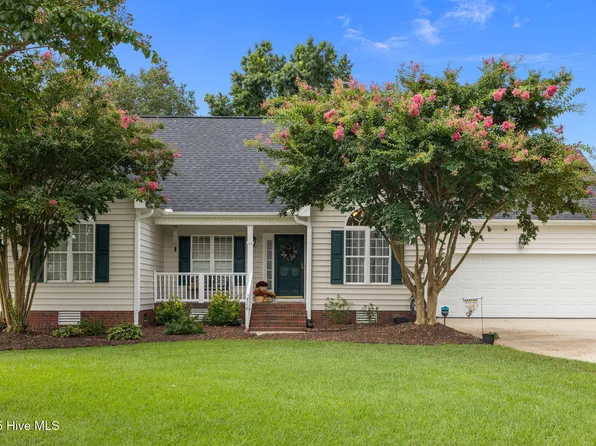 718 Carrington Lane, Winterville, NC 28590