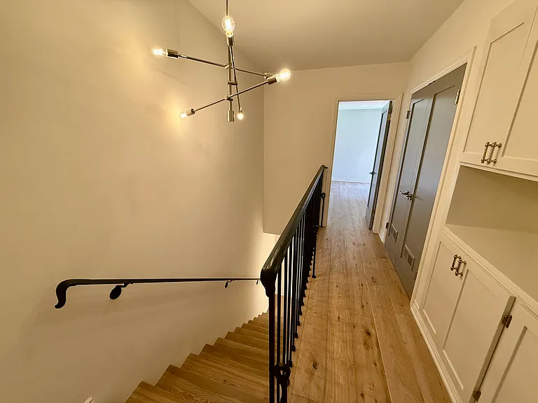 853 Larrabee St #6 — Photo 13