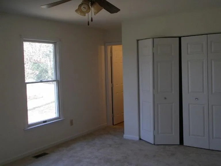51 Briarwood Dr — Photo 6