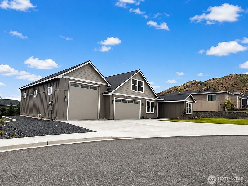 2nd image of 15009 Allison Place