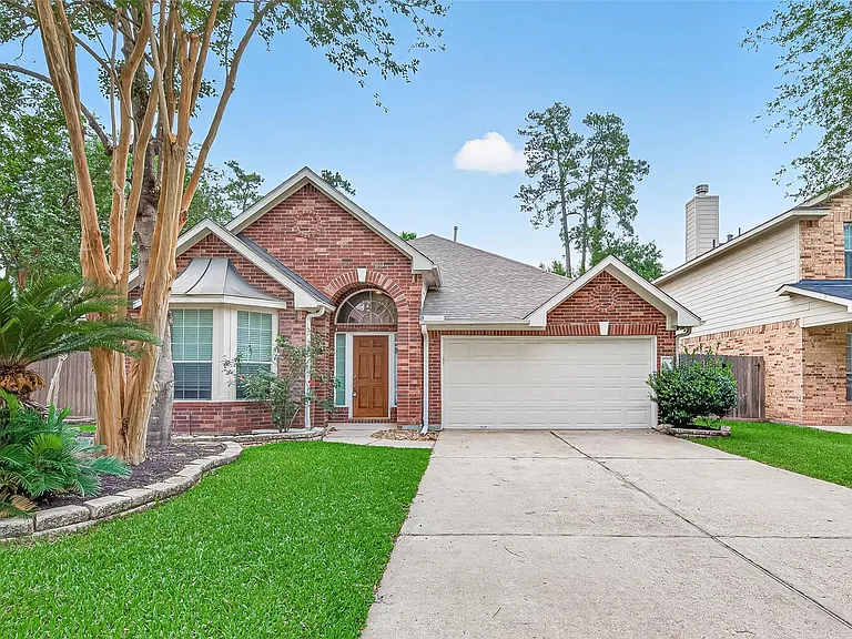 94 S Regan Mead Cir — Photo 1