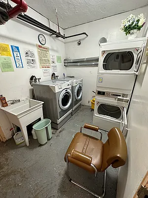 Rented by J Misrahi Realty Corp | media 28