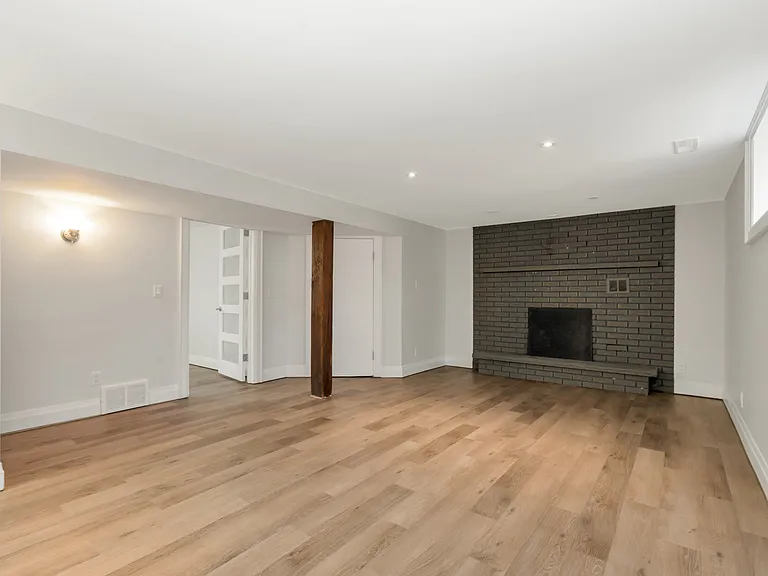 86 Duncan St W #86 DUNCAN ST W — Photo 31