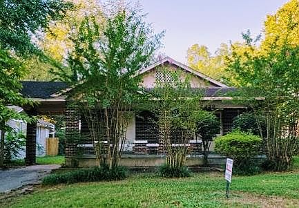 1st image of 3231 Choctaw Ave