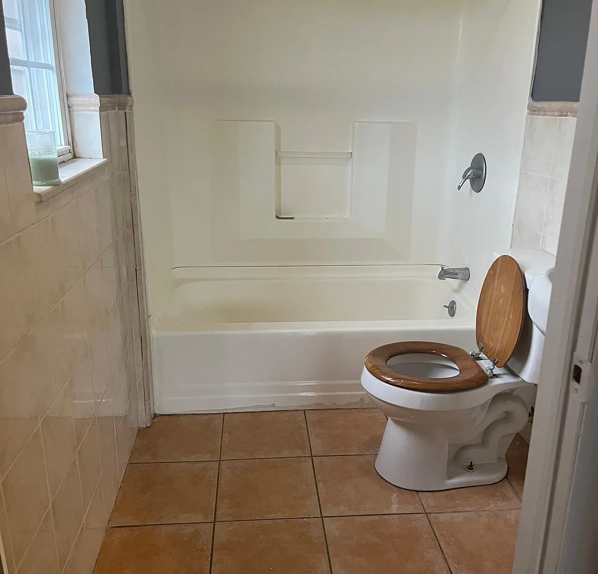 3 bed, $2,500 — Photo 3