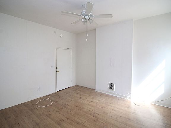 5th image of 2627 N Charles St APT 2