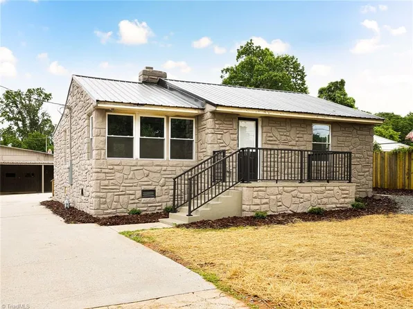 207 Snider Ave, Lexington, NC 27292