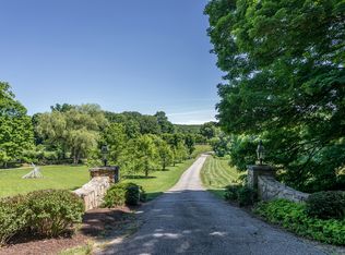 47 Squire Rd, Roxbury, CT 06783