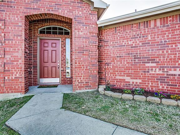3rd image of 1058 Port Isabel Dr