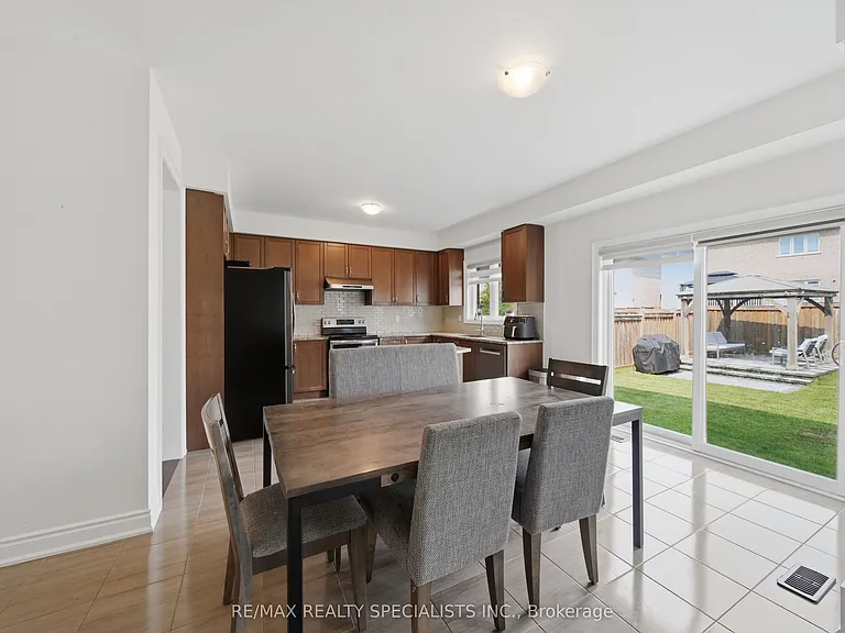 120 Milby Cres — Photo 15