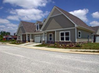 1403 Major Dr, Clarksville, IN 47129