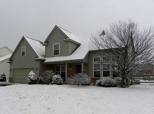 1451 S Redhawk Dr, Perrysburg, OH 43551