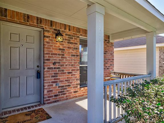 2nd image of 11310 Hemington Dr
