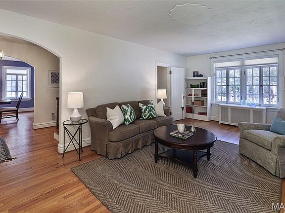 3rd image of 418 Mission Ct