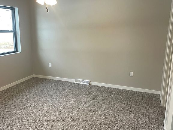 3rd image of 1665 Elkay Ln #1665