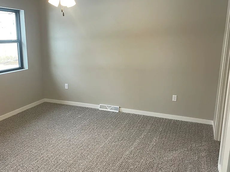 1665 Elkay Ln #1665 — Photo 3