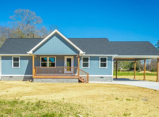 699 Arnold Ln, Lafayette, GA 30728