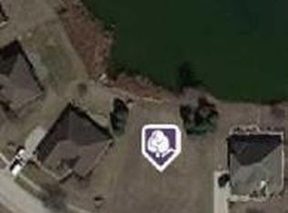 27102 Debiasi Dr, Brownstown, MI 48174