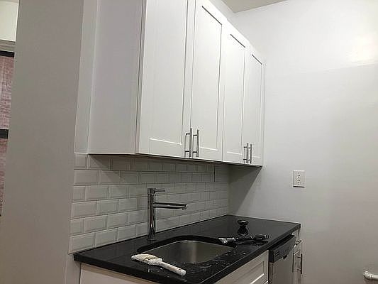 2nd image of 551 W 170th St APT 25