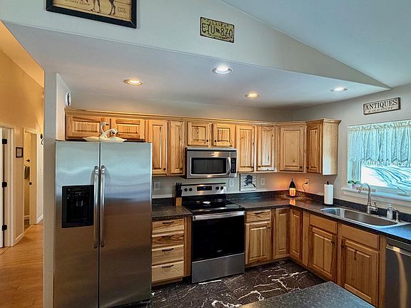 5th image of 2330 Planters Ln