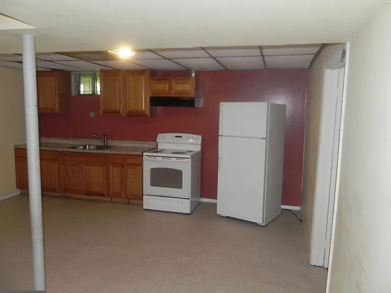 9110 Cooper Dr — Photo 1