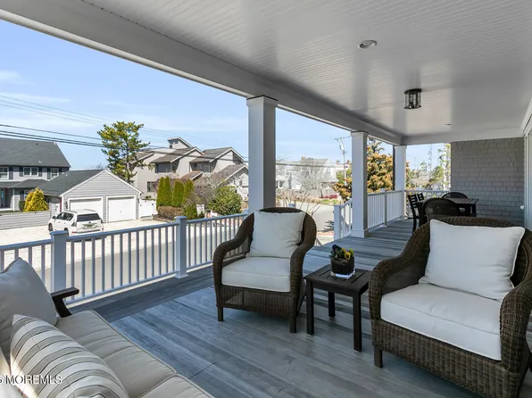 1039 Barnegat Lane, Mantoloking, NJ 08738